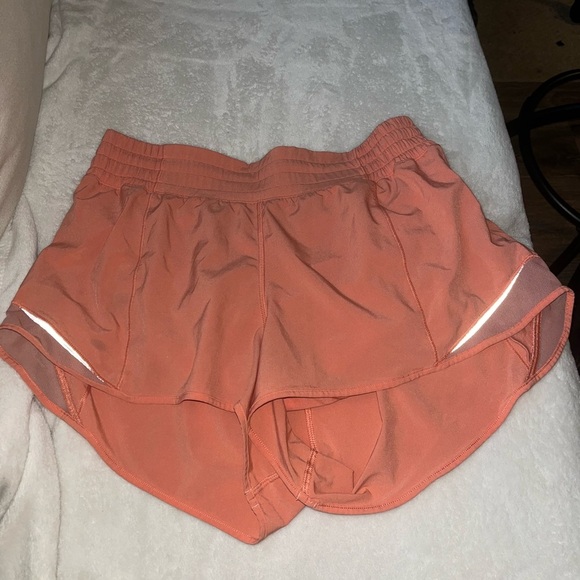 Lululemon Hotty Hot High Rise Pink Shorts Size 10 - Picture 3 of 7